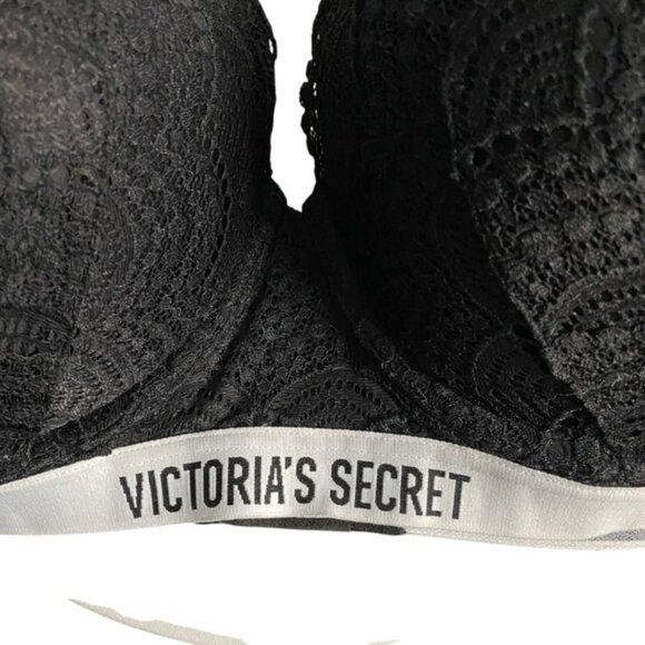 Victoria's Secret Women's Black Lace T-Shirt Push Up Plunge Bra - Picture 2 of 8